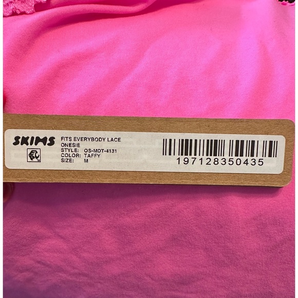 NWT Skims Lace onesie in Taffy- med-SOLD OUT ONLINE! - Picture 3 of 3